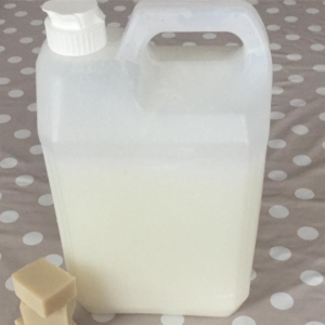 Lessive liquide au savon
